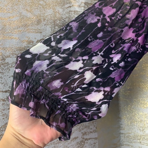 JM collection Petite Black/Purple Floral Print Semi Shear Blouse Size 8P - Picture 5 of 14